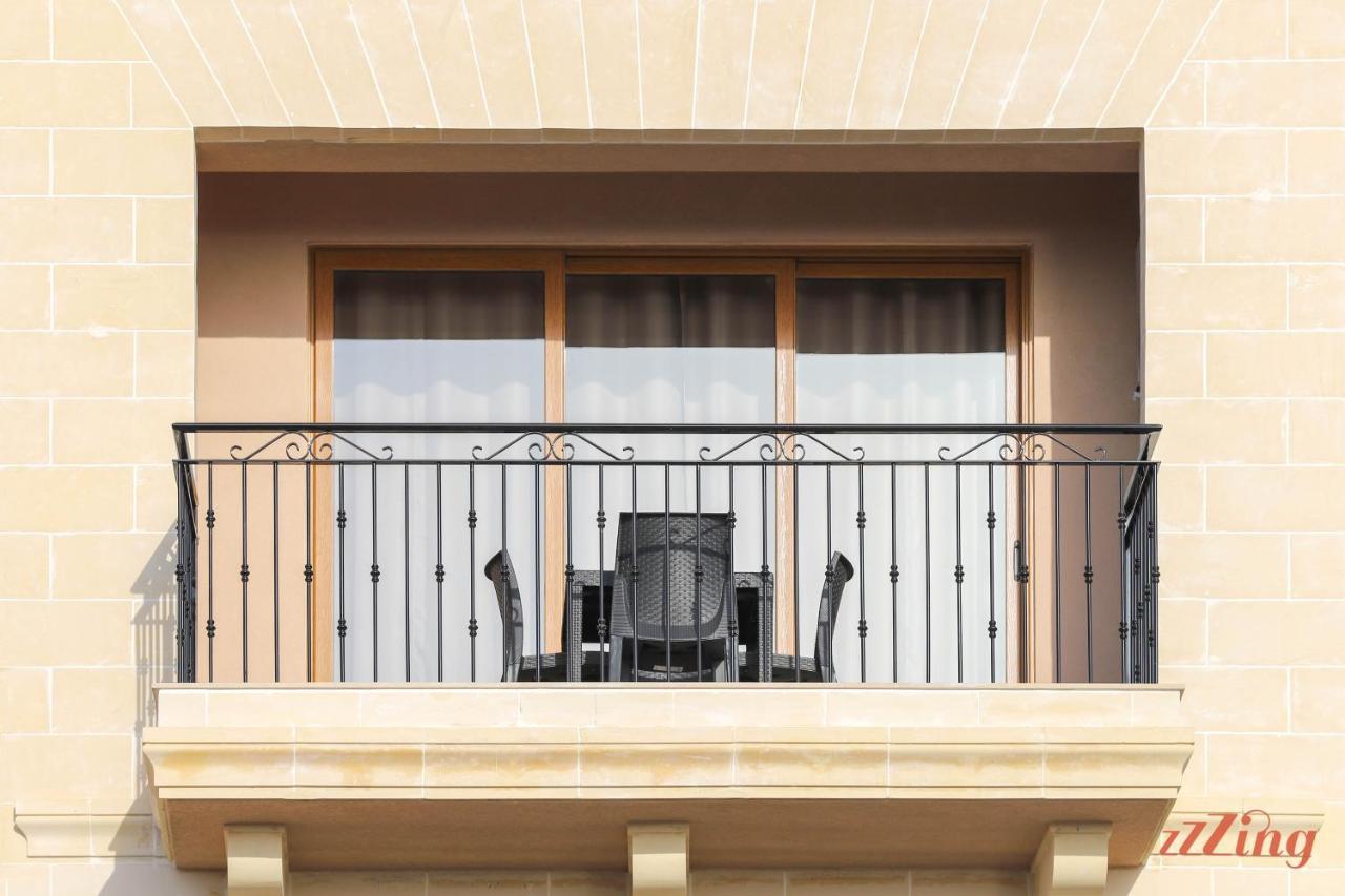Luxurious Duplex Seafront Apt W Amazing Sea Views Birżebbuġa 外观 照片